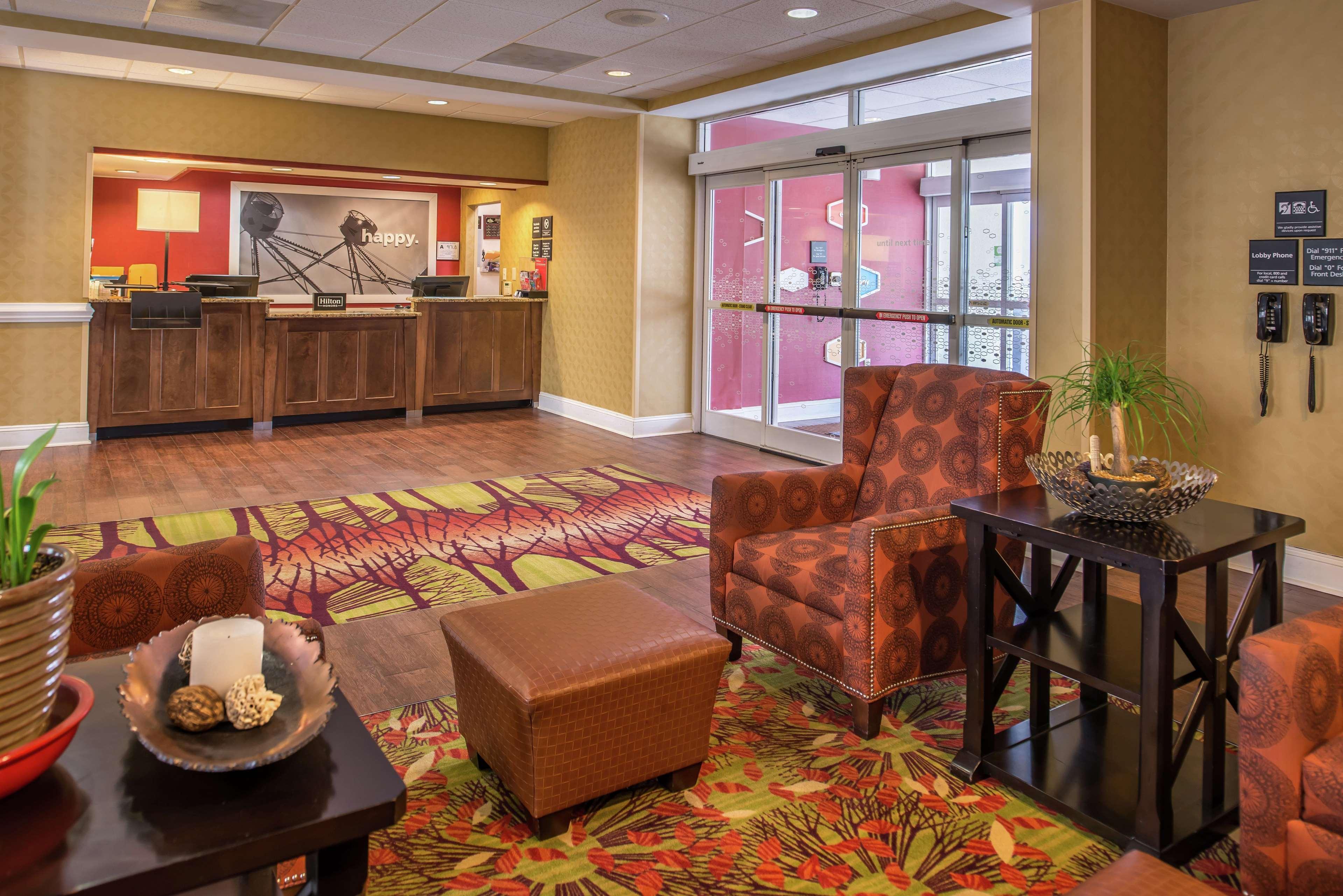 Hampton Inn & Suites Charlotte Arrowood Rd Exterior foto